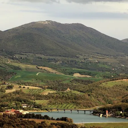 Podere Orzalume Piano Terra Alloggio per agriturismo Corbara (Umbria)